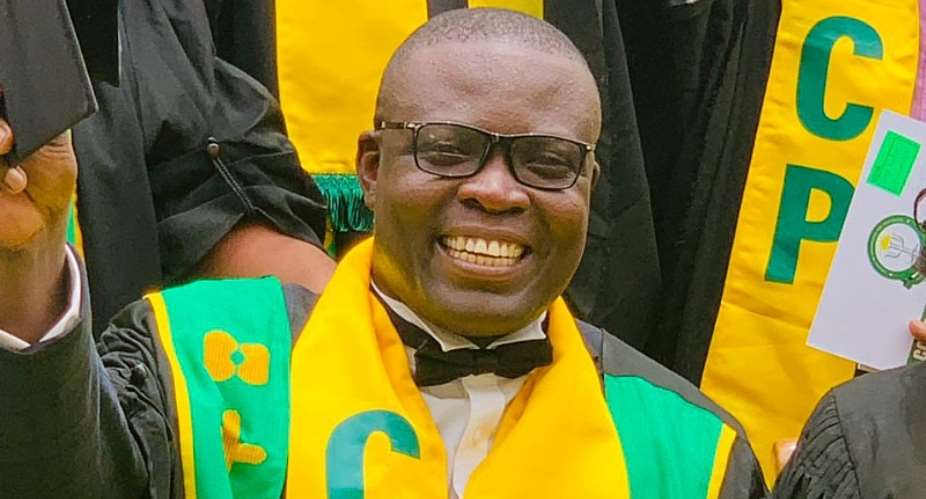 Nyansa Boakwa grabs executive certificate in counselling