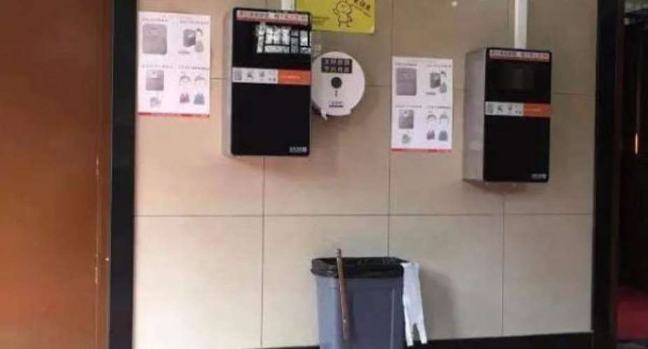 Facial scanners installed in Beijing public toilets to combat toilet paper theft