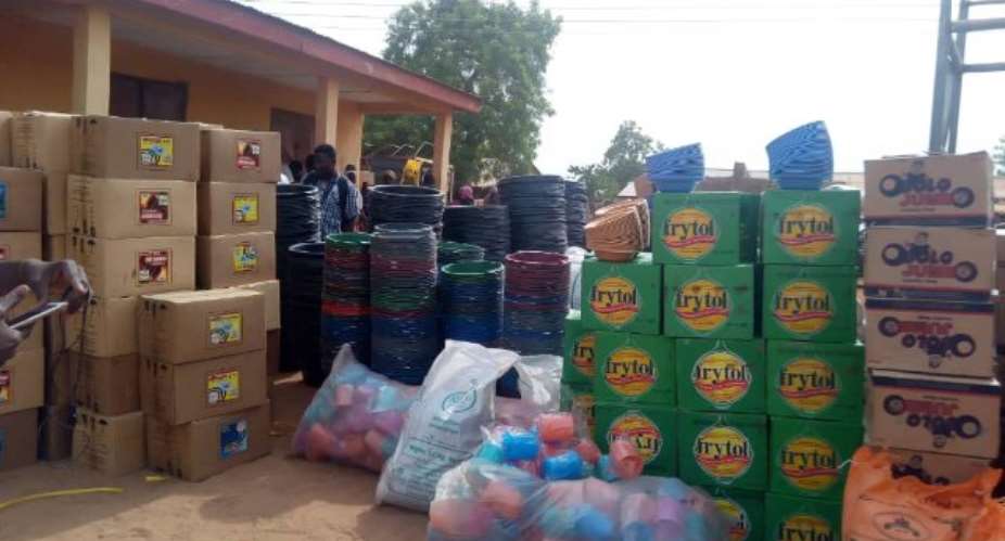 Chereponi Victims Get Relief Items