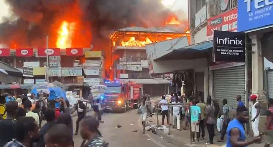 Adum fire: ‘Shouting doesn’t fight fires’ – GNFS hits back at Regional Minister’s outburst