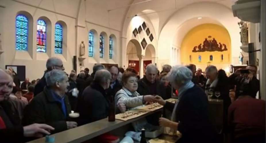 Church turns into beer bar after every Sunday mass