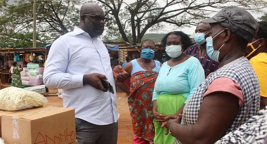 Shai-Osudoku Market Women receive PPEs from DCE