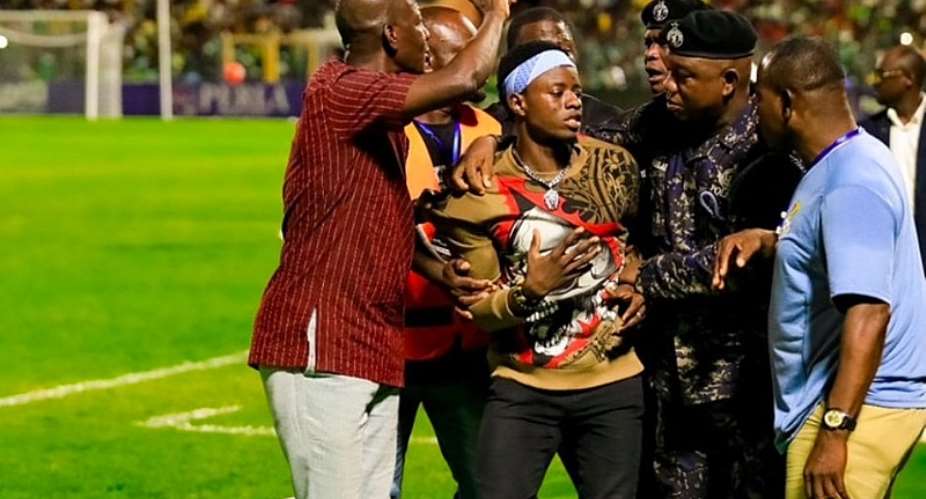 Pitch invader in Ghana vs Chad match sentenced to 100 days in prison
