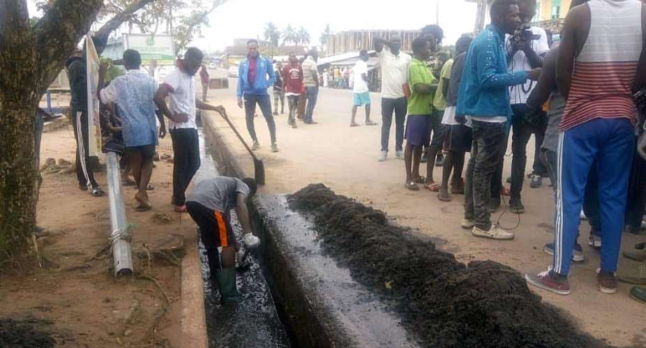 MMDAs Undertake Clean Up Exercise In Agona, Gomoa Amid Rains