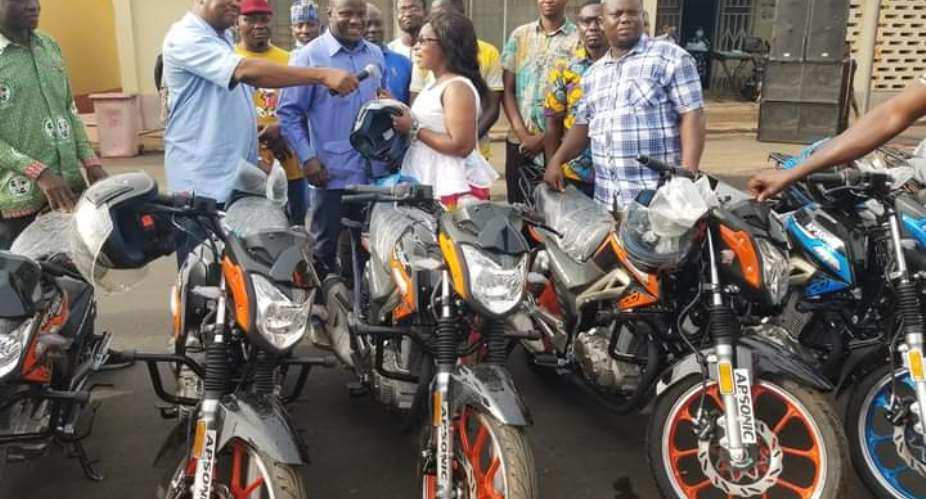 Damongo MP donates 10 Motorbikes to West Gonja Municipal Health Directorate