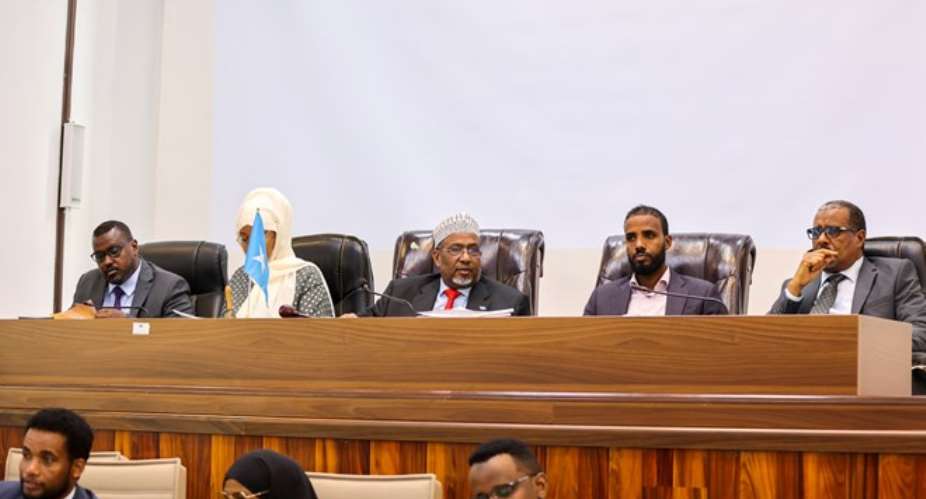 Somalia parliament to vote on amended constitution next week amidst opposition