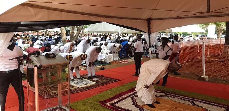 Muslims mark Eid-ul-FitronMarch 31