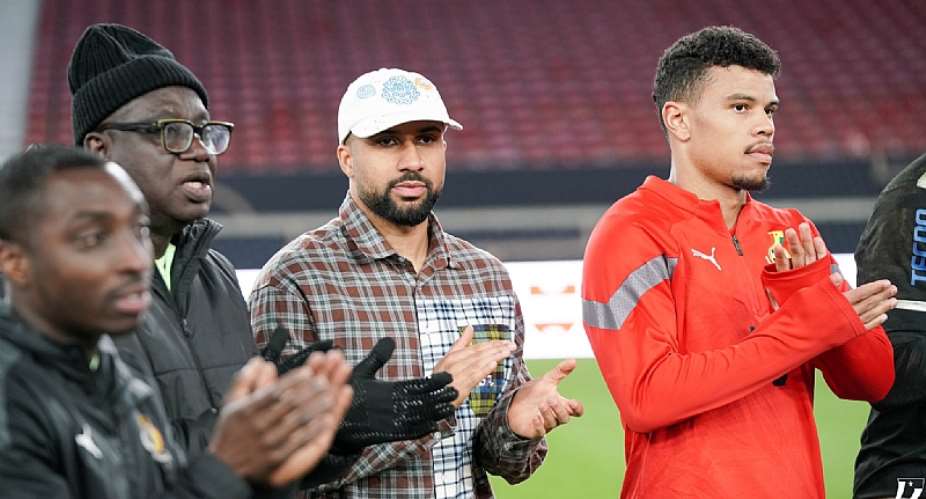 Injured Daniel Kofi Kyereh visits Black Stars teammates in Stuttgart ahead of Germany friendly