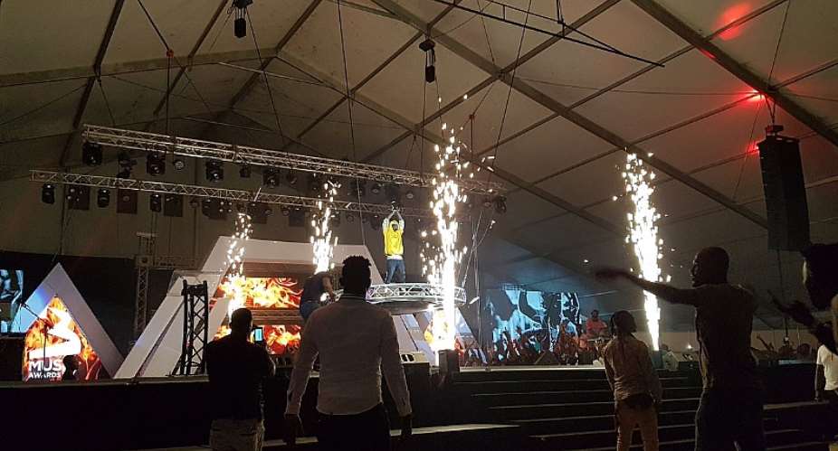 Shatta Wale Crowned Artist Of The Year At 3 Music Awards 2019