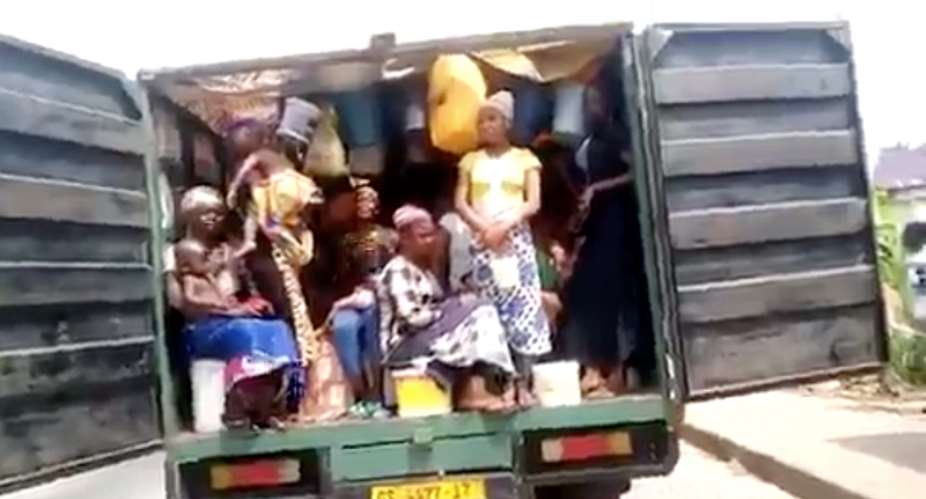 Ejisu: Police Seize Walewale-bound Truck With 30 Kayayei