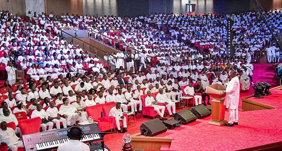 Bawumia joins Makers House Chapel to celebrate Easter