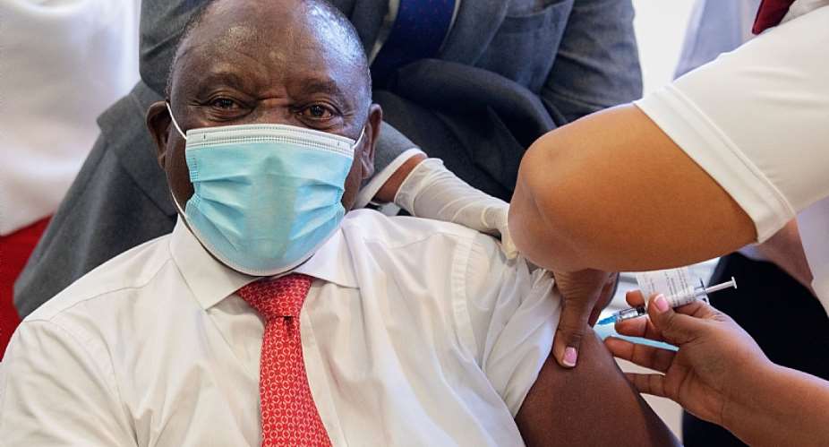Thereamp;39;s much that President Cyril Ramaphosaamp;39;s government has yet to explain to South Africans about the COVID-19 vaccine procurement. - Source: Getty Images