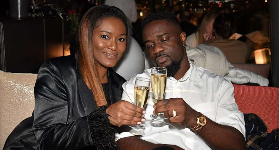 I love you – Sarkodie and wife tease fans with true love on her birthday PHOTOS