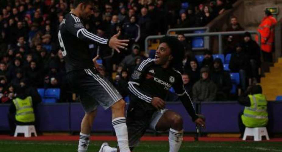 Ghana defender Baba Rahman unused substitute as Chelsea crash Crystal Palace and get their mojo back