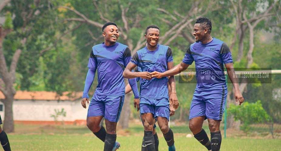 Asamoah Gyan with Legon Cities teammates at training grounds