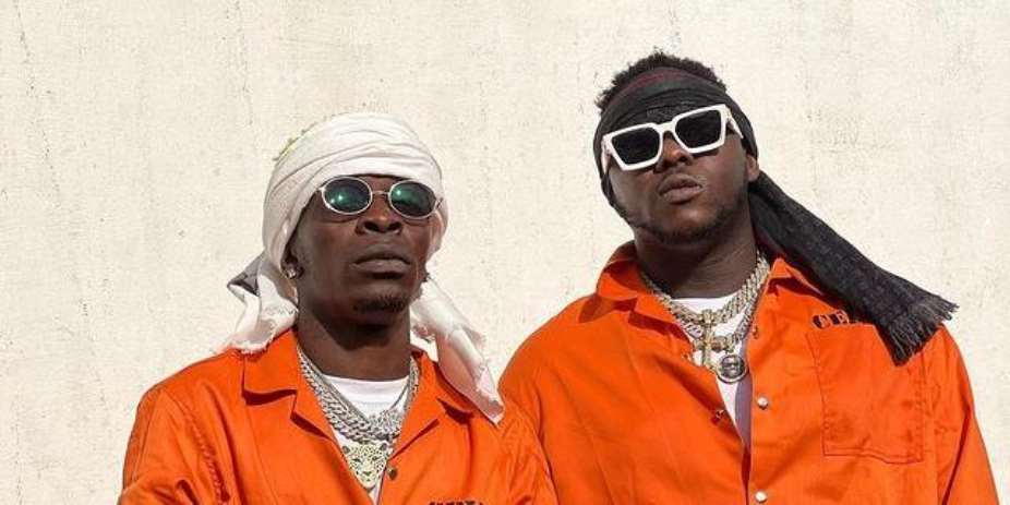 Shatta Wale and Medikal finally arrive in Ohio, USA ahead of DTB tour Video