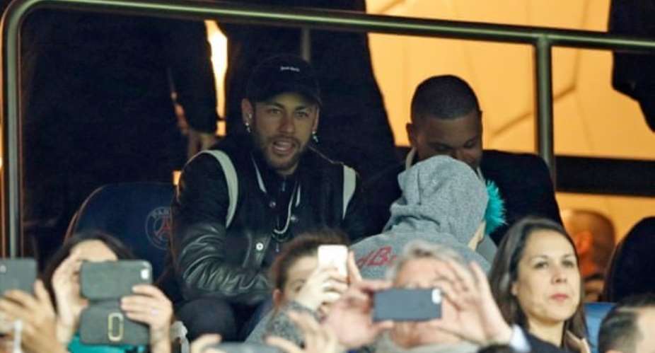Neymar Blasts Man United VAR Penalty In Foul-Mouthed Instagram Rant