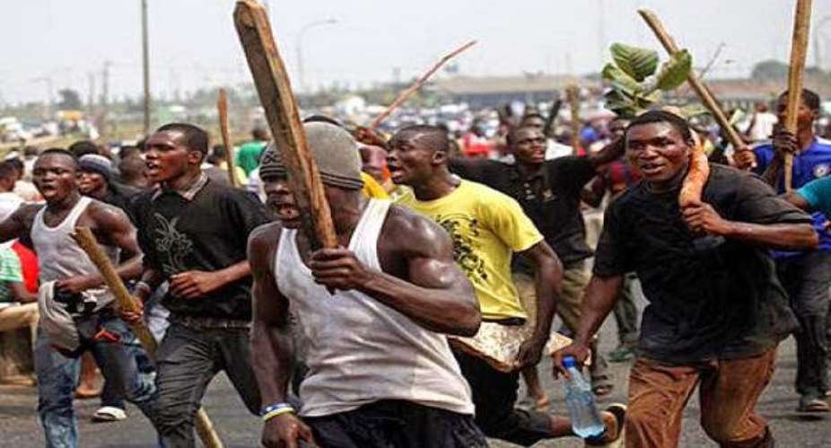 Nigeria: Only Fools Die For Looters!