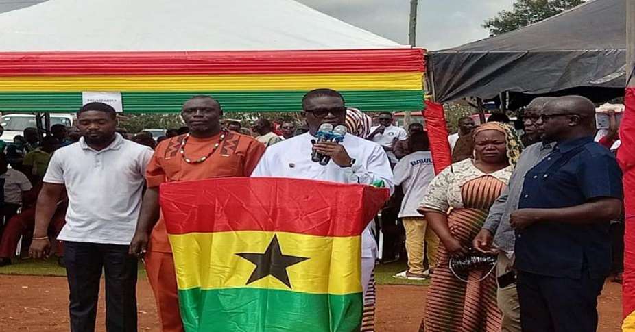 Hon. Ceaser Ofosu Acheampong, DCE Offinso North address the parade