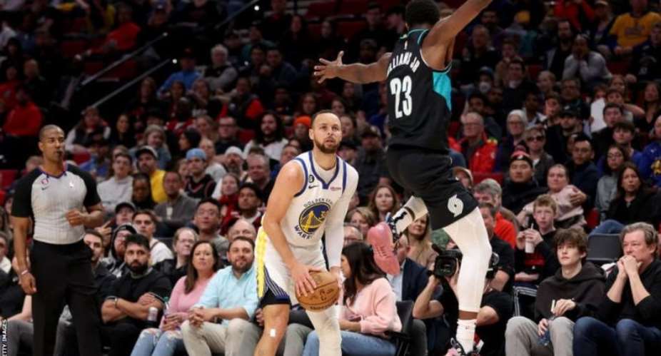 Stephen Curry scored a game-high 26 points in just 22 minutes of action