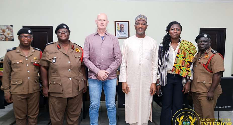 Dutch fire expert visits Ghana to support fire safety efforts