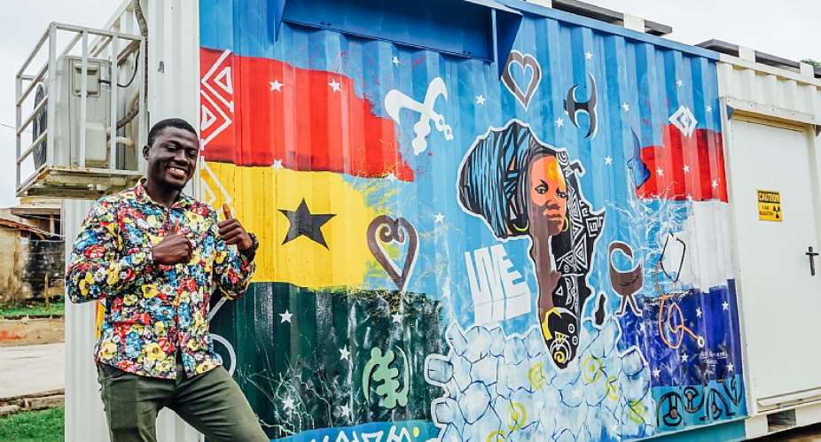 Painted mobile clinics: innovative Dutch vision on battling TBC
