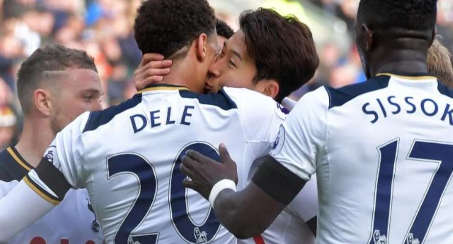 Tottenham cut Chelsea's lead to seven points