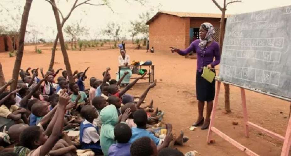 A Roofless Compound School In Mineral Rich Africa