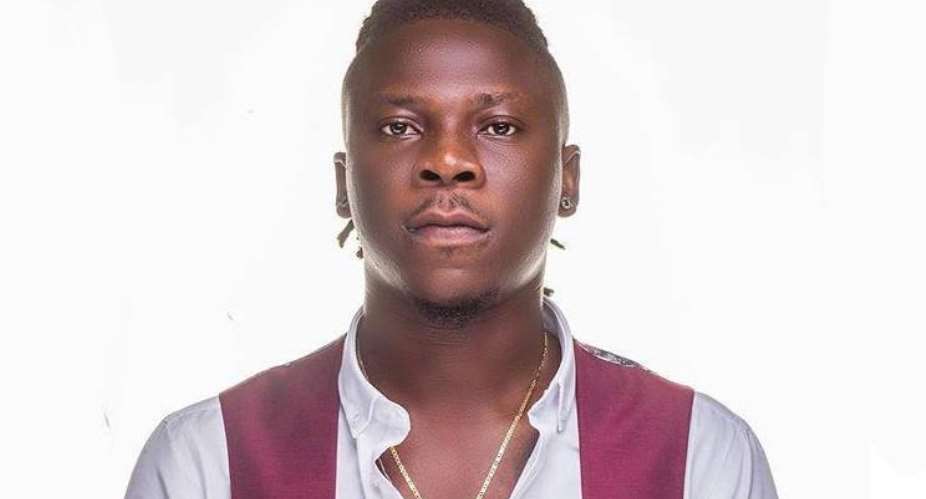 St. Roses Senior High thrown into frenzy as Stonebwoy shows up