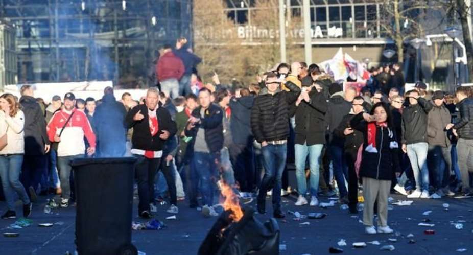 Police Stop 54 Weapon-Carrying Ajax Fans Ahead Of Juve Game