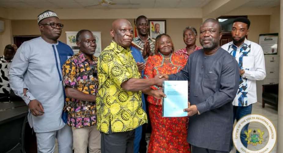 Volta Regional Minister receives final report on Sokode SHS clash