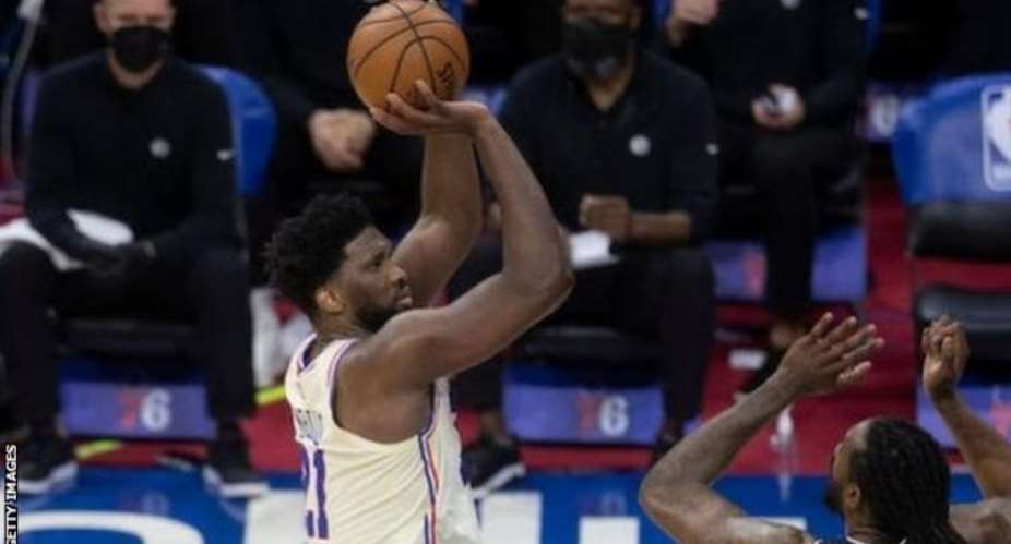 Embiid helped the 76ers to their fourth straight win