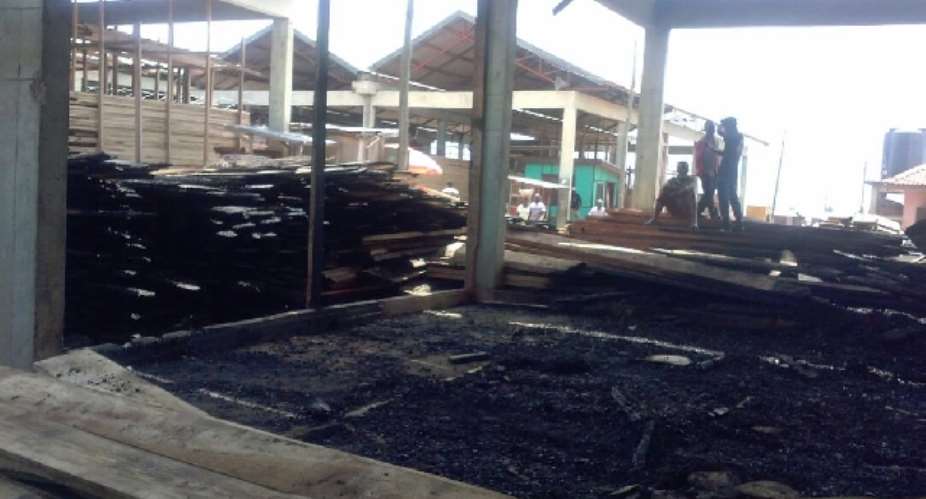 AR: Fire destroys 10 shops at Sokoban Wood Village in Kumasi