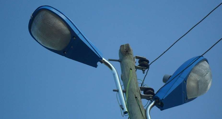 Kpando MP begins distribution of 2,000 streetlights