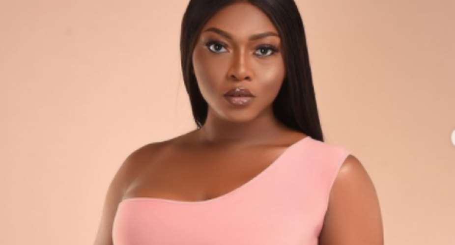 I spend GHc2k on just dresses when I'm booked for events — S3fa