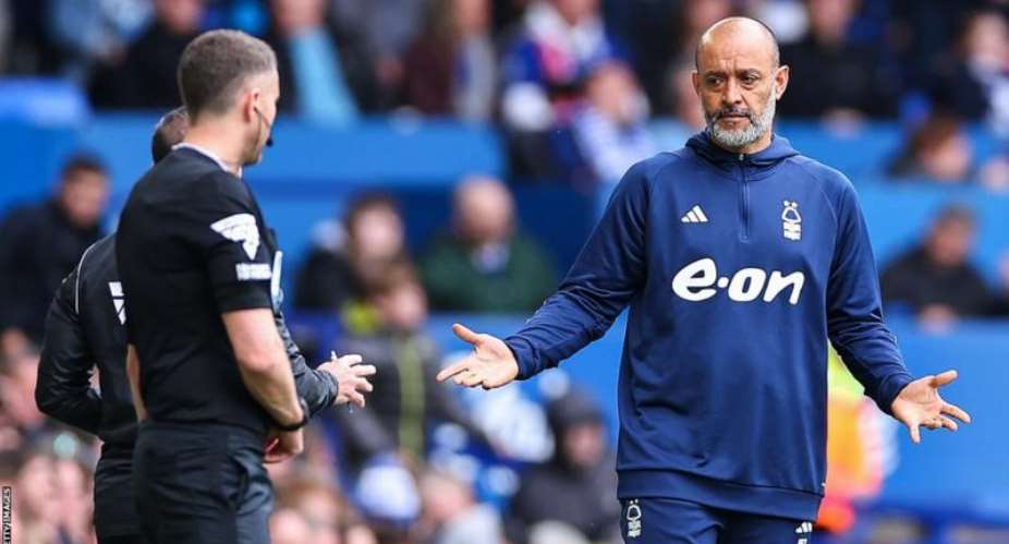 Nottingham Forest boss Nuno Espirito Santo said he was disappointed with the officials' failure to award his side a penalty on three separate occasions against Everton