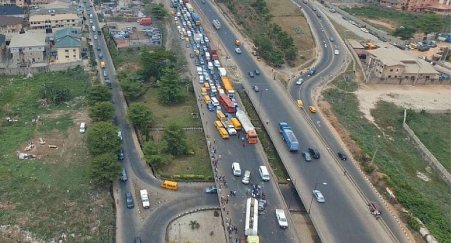 Otedola-Kara Axis On Lagos-Ibadan Expressway: Spiritual Black Spot Or Construction Flaw? Nigerians Demand Answers