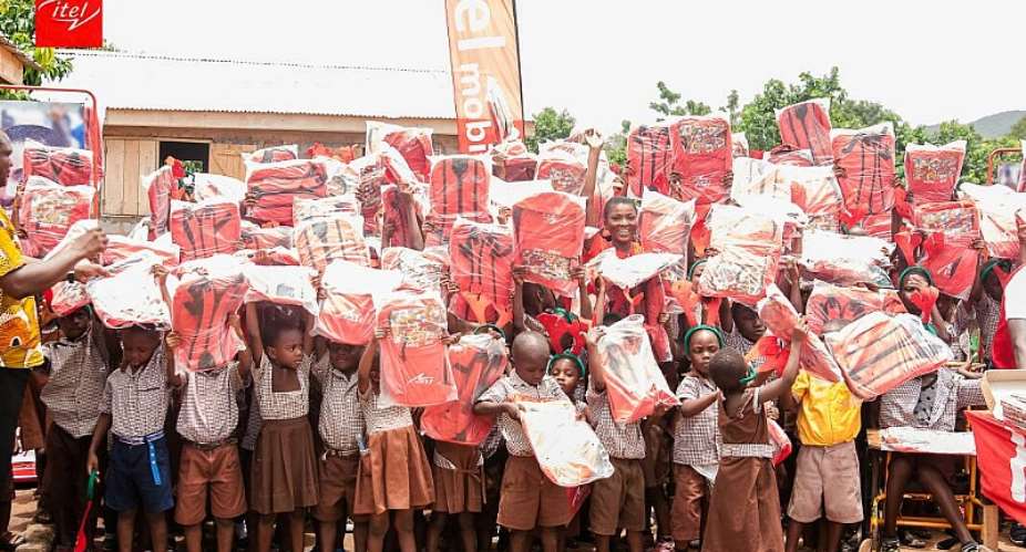 Itel Mobile Ghana Supports Kumasi Luv Fm, School kids