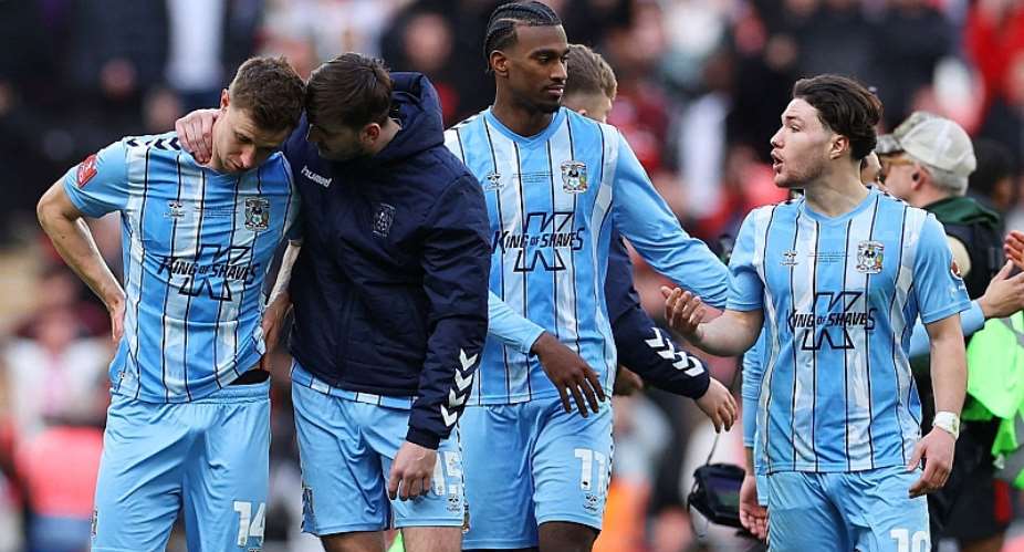 Coventry 3-3 Man Utd 2-4 pens: Mark Robins says FA Cup semi-final will be talked about forever