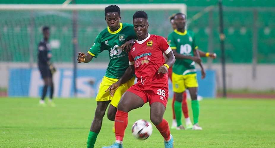 Match Report: Asante Kotoko beat Aduana Stars 2-1 to keep GPL title race open