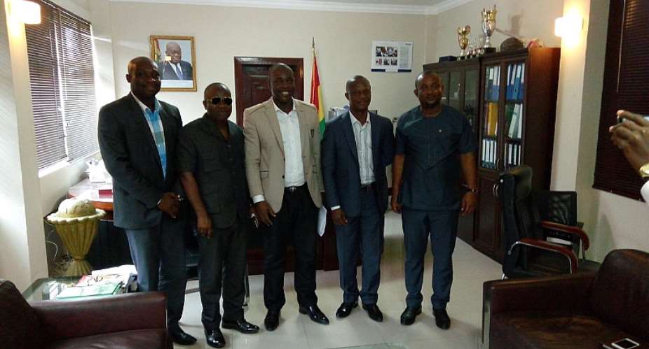 Ghana FA introduces new Black Stars coach Kwesi Appiah to Sports Minister