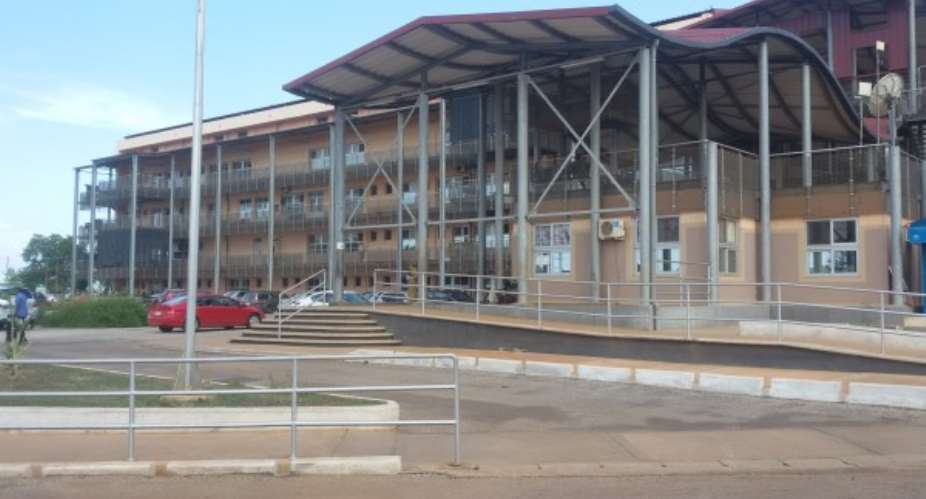 Doctors’ strike: ‘Management is weak’ – Dagbon envoy criticises TTH leadership