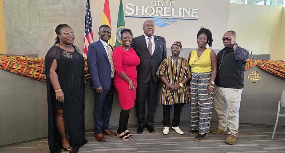 Ambassador Victor Emmanuel Smith honoured at Shoreline–Akropong Sister City reception