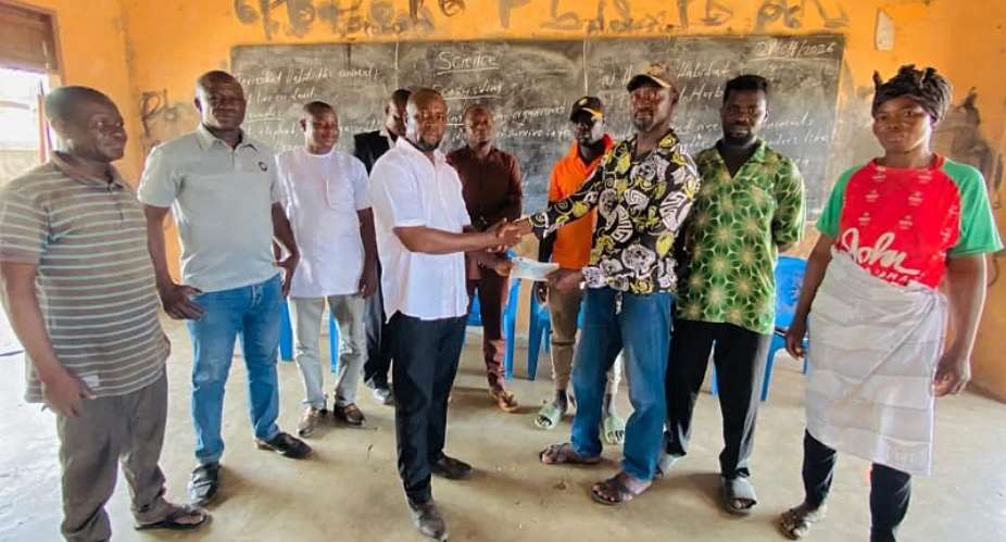 Nikyema Billa Alamzy donates GH¢100,000 to expand Nakong-Kawenia School