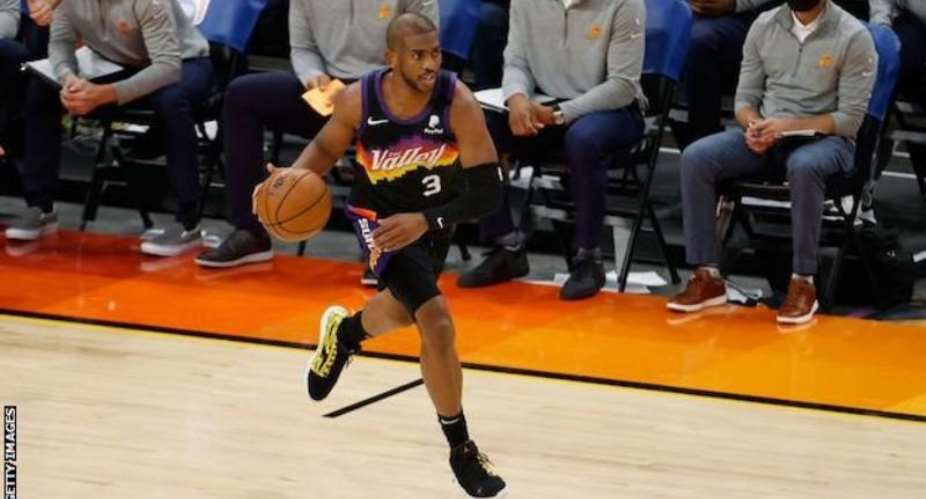 The Phoenix Suns' Chris Paul scored 28 points and made 10 assists