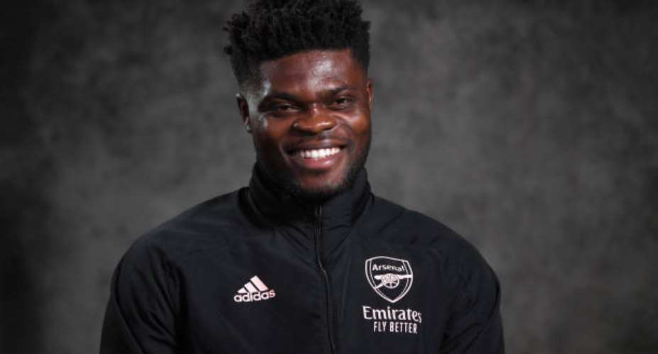 Julio Baptista urges Arsenal to extend Thomas Parteys contract