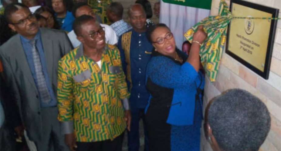 Tina Mensah, Deputy Health Minister unveiling health promotion division