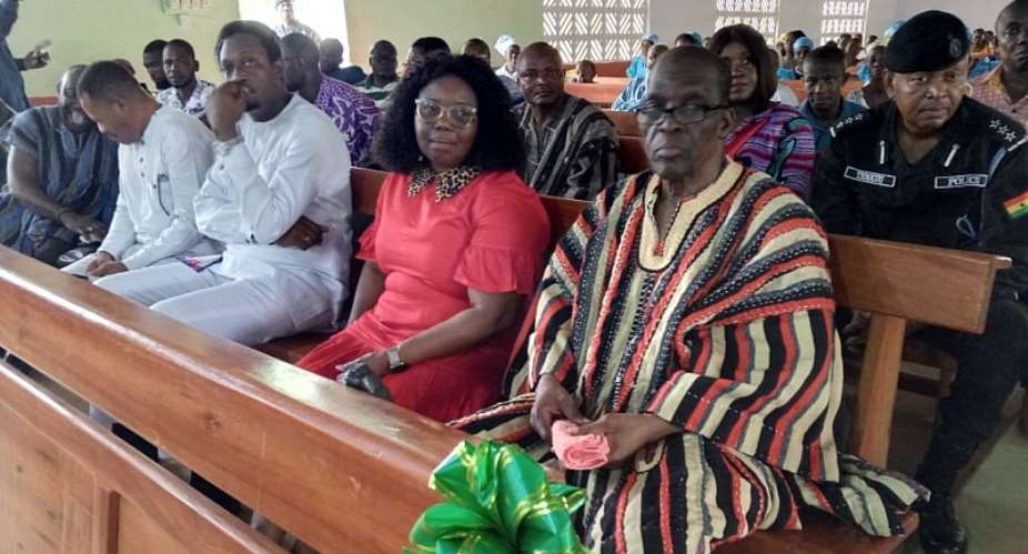 UW/R: Speaker Bagbin joins St. Dominic Church to dedicate church pews