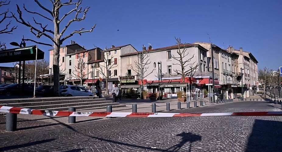 Police to investigate terrorism link after 2 die in knife attack in southeast France