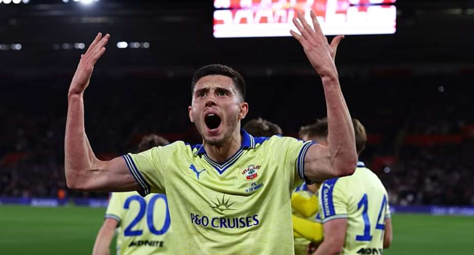 Arsenal crash out of FA Cup to sensational Southampton